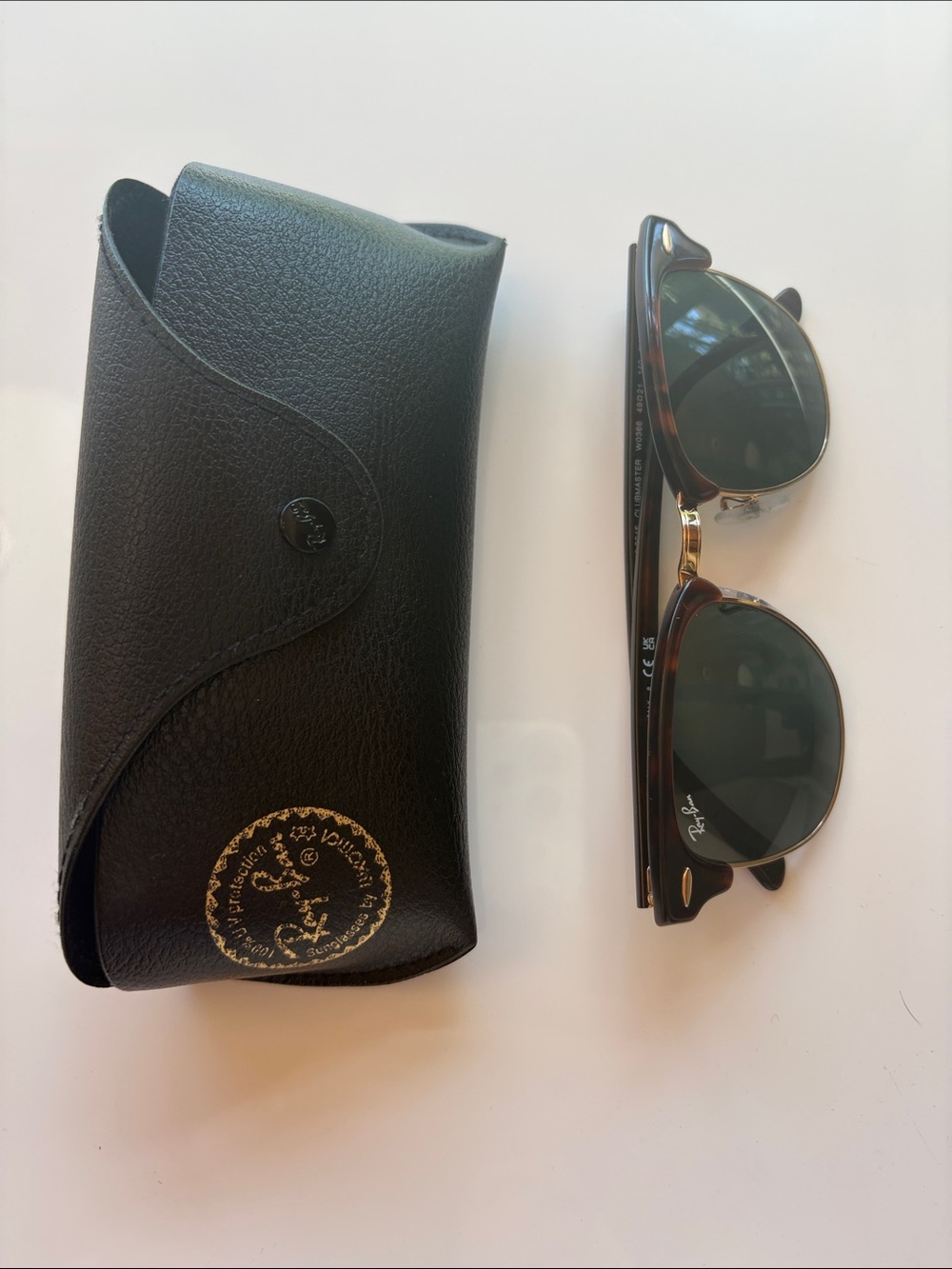 Ray-Ban Tortoiseshell Frame Black Lens Sunglasses with Black Case